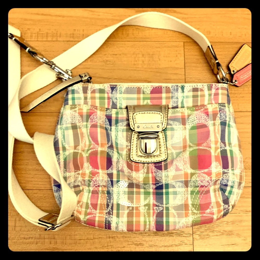 Signature Crossbody Bag